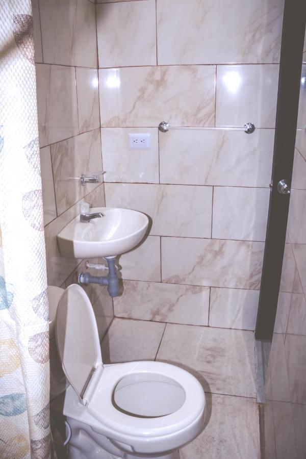 Hermosos Apartaestudios Con Wifi Богота Экстерьер фото