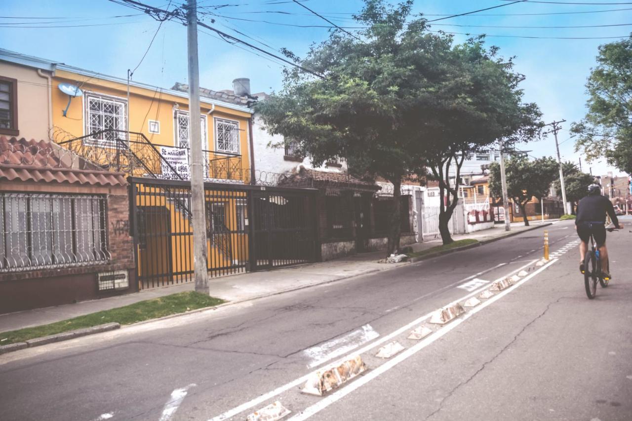 Hermosos Apartaestudios Con Wifi Богота Экстерьер фото