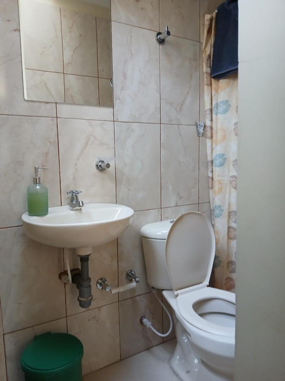 Hermosos Apartaestudios Con Wifi Богота Экстерьер фото